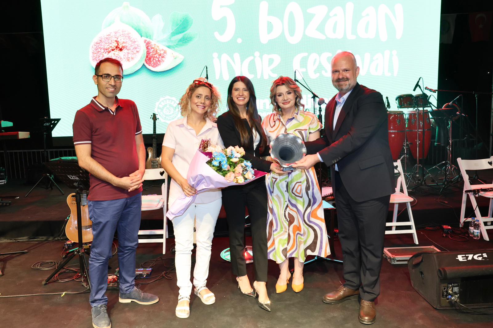 Menemende Festival Coskusu Baskan Pehlivandan Carpici Mesaj (2)