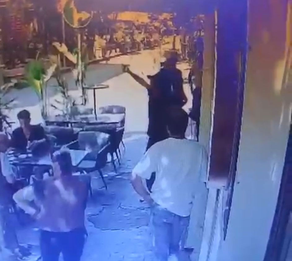 Ramiz Dayi Rolu Unle Unlenen Oyuncu Ufuk Bayraktar Gozaltina Alindi-1