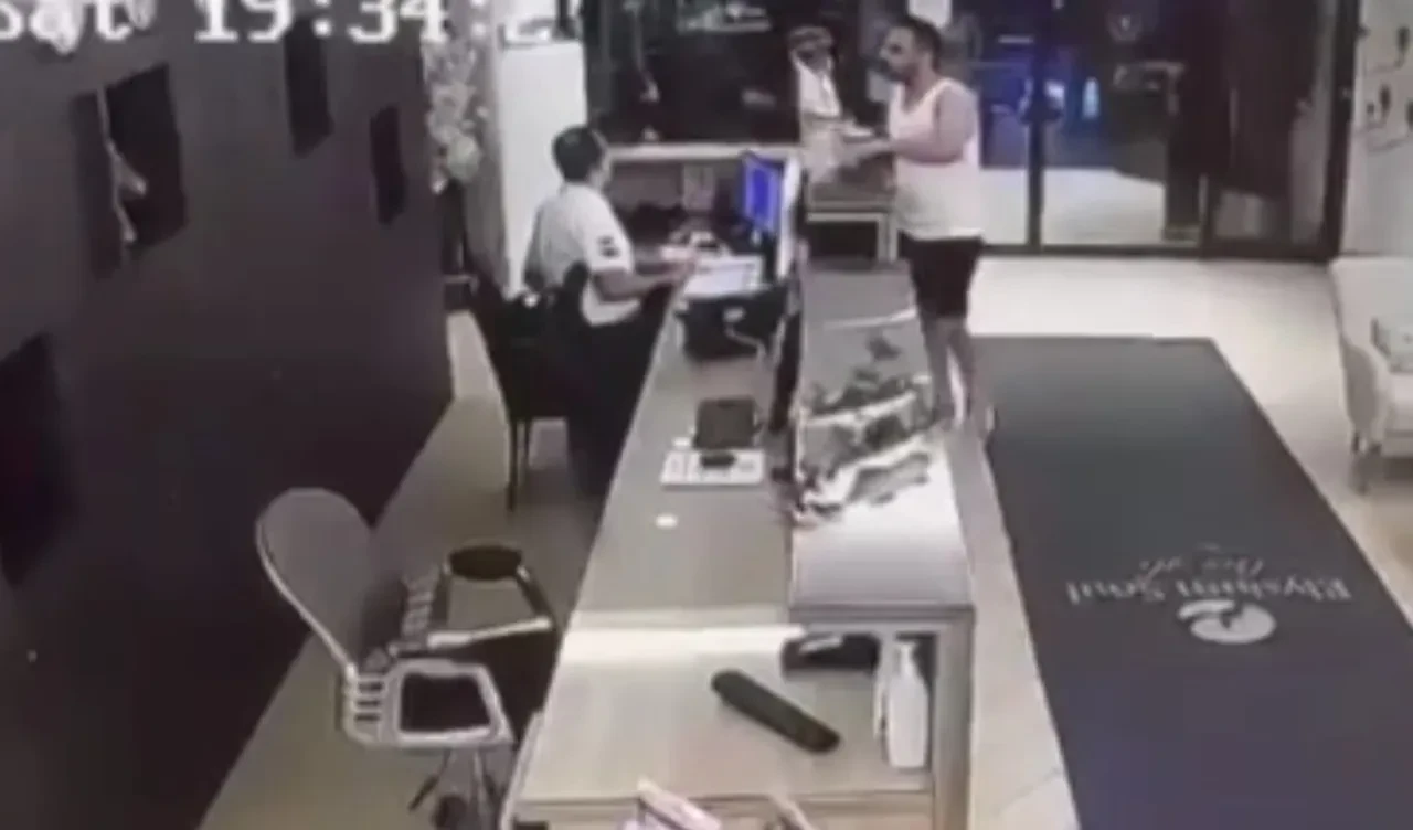Rezidans Dairesinde Cansiz Bedeni Bulunmustu Korkunc Olaya Yonelik Yeni Goruntuler Ortaya (2)