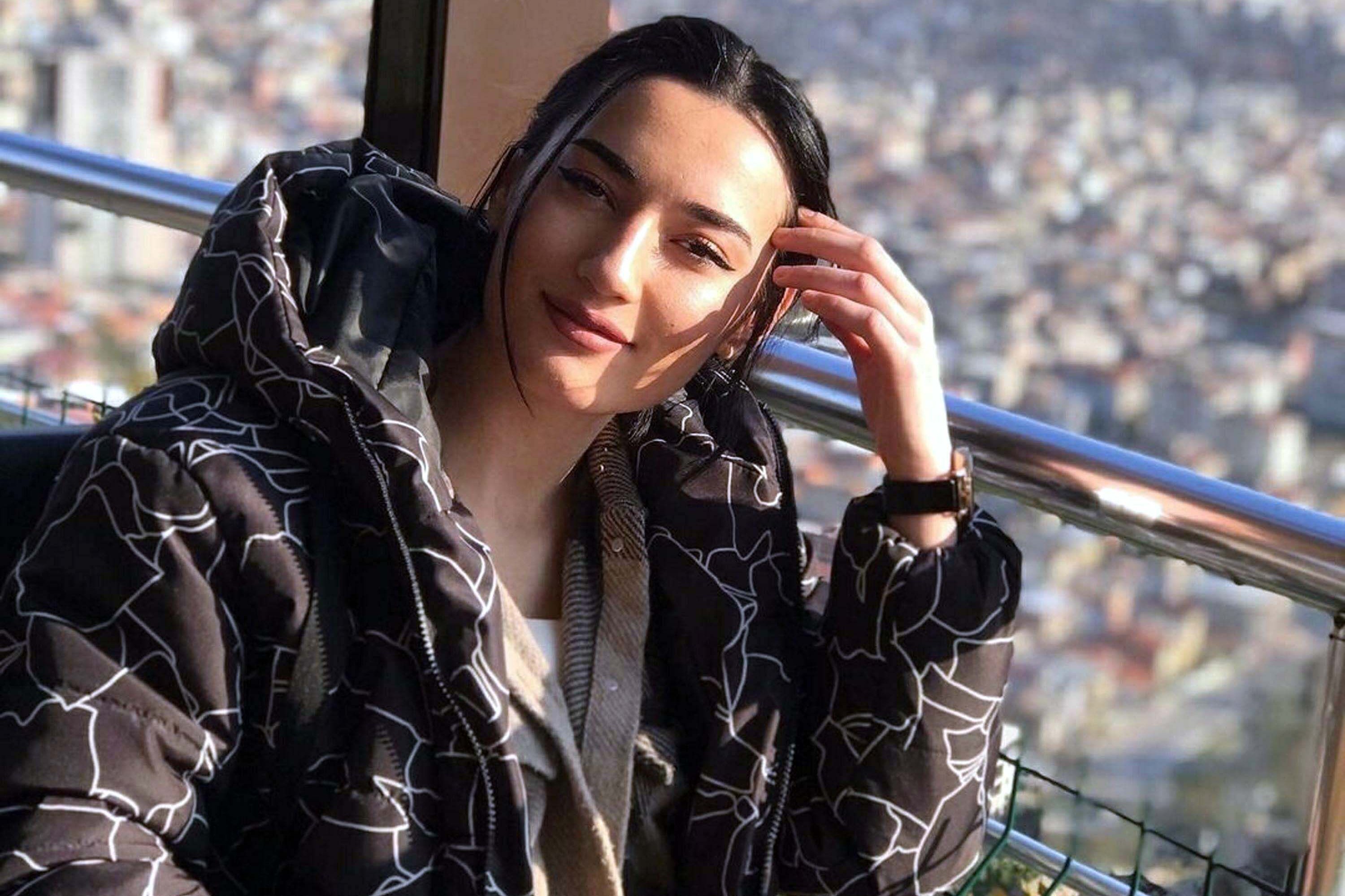 Aslihan Sinem Cicek Yenibakis