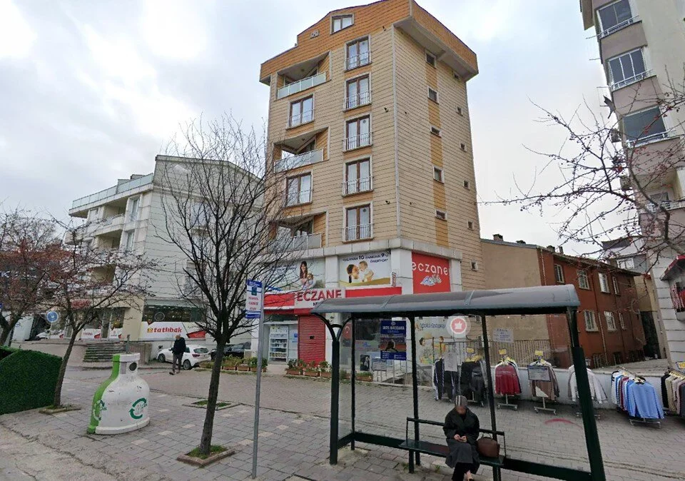 Gebzede Yikilan Binanin En Altinda Bulunan Nehir Eczanesinin Sahibi Ugur Aydin Kimdir