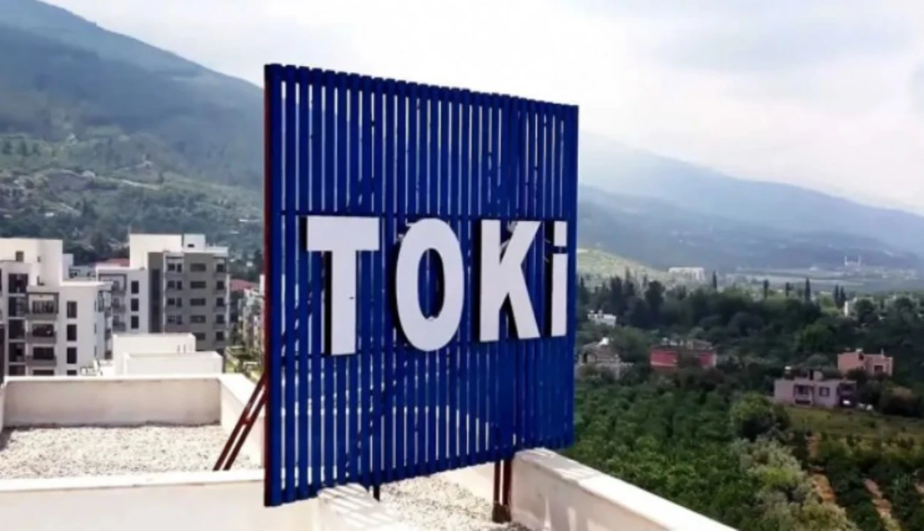 Toki Den Izmir E Ozel Satis 1 Konut 44 Is Yeri Muzayedeye Cikiyor 204329 News Big