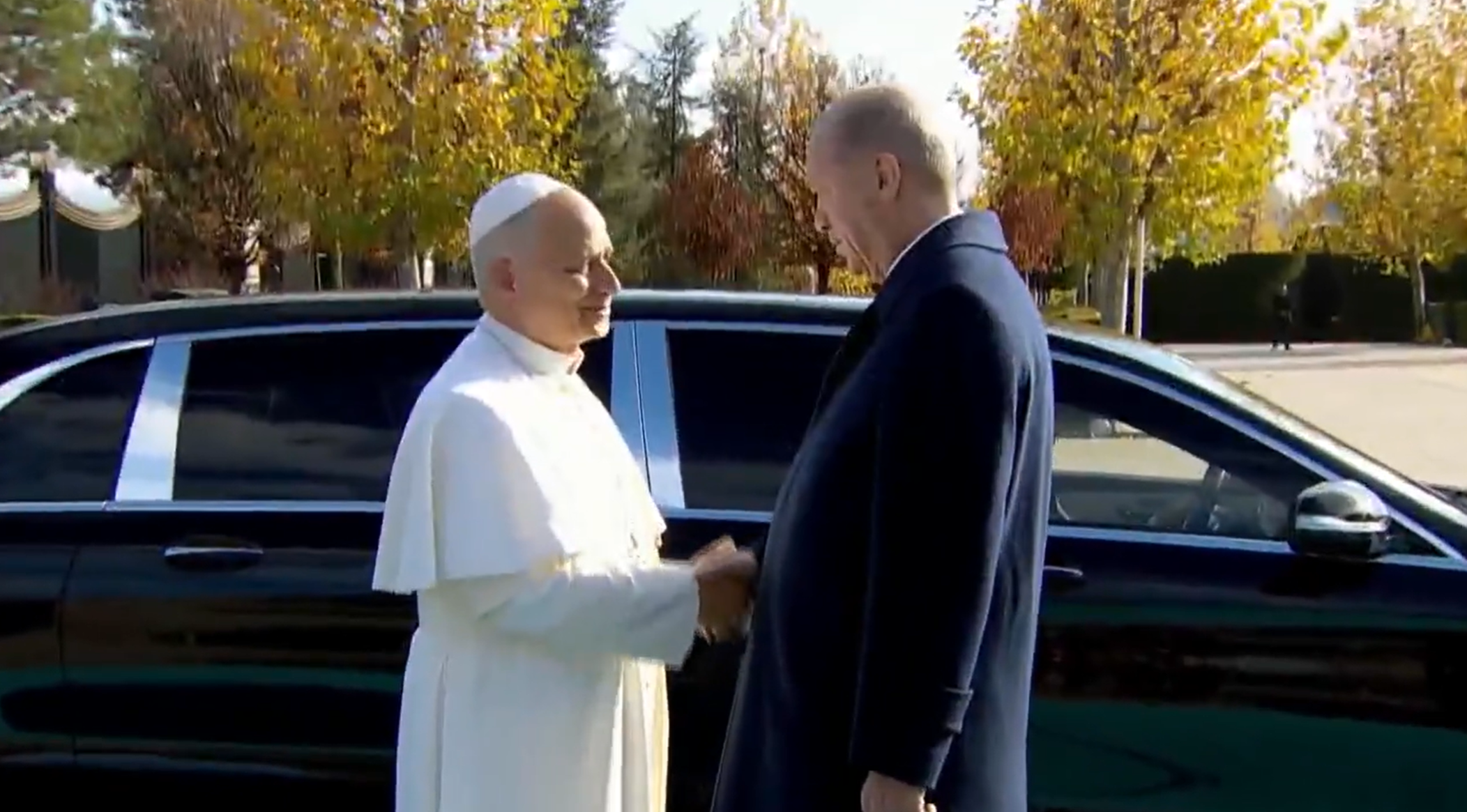 Erdogan Papa 14 Leoyu Bestepede Resmi Torenle Karsiladi-2