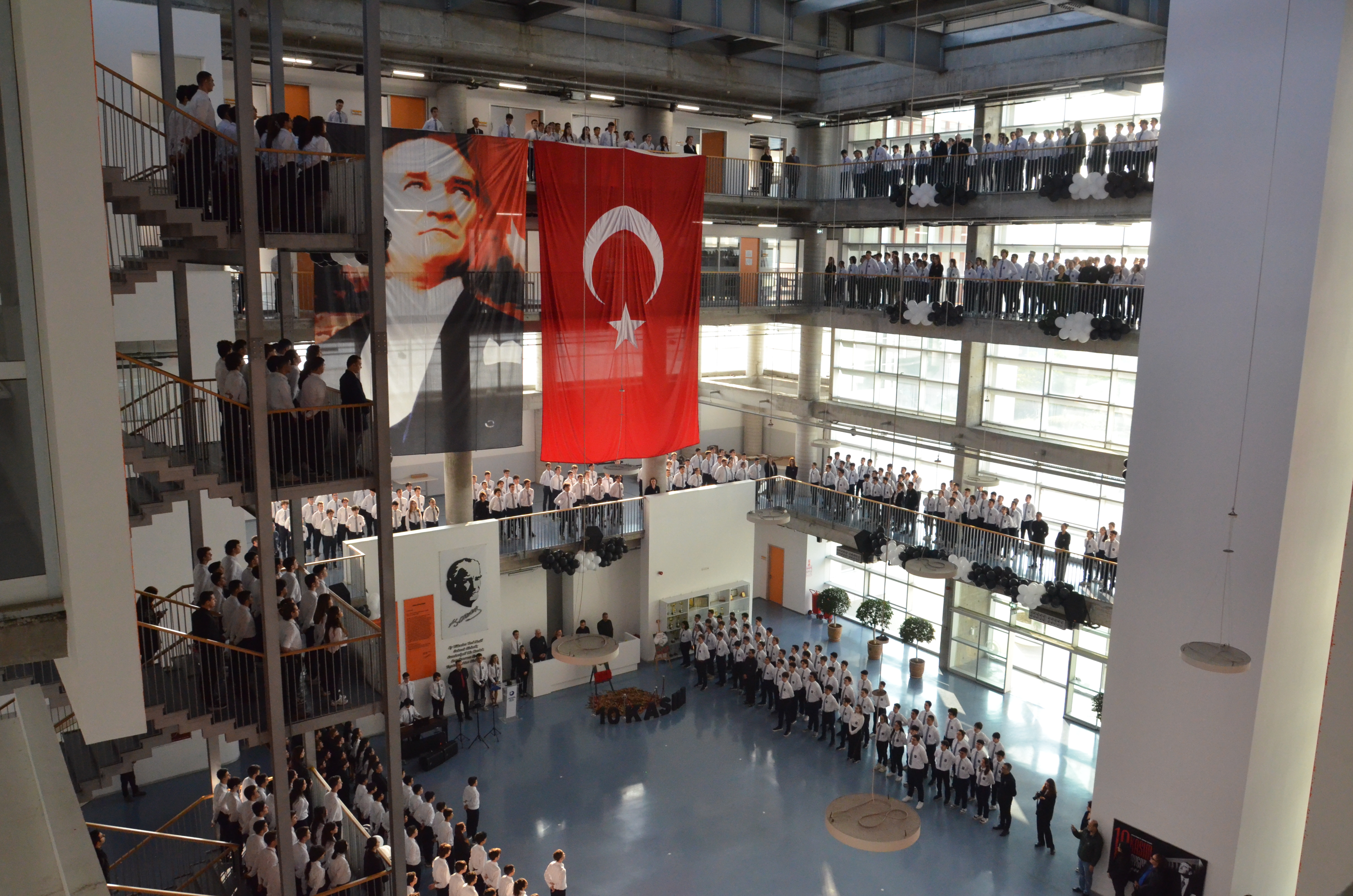 Izmir Aosbde Ataturk Anildi Unutmadik Unutturmayiz (6)