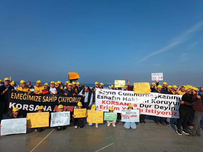 Izmirde Taksiciler Korsan Tasimaciliga Karsi Kontak Kapatti2