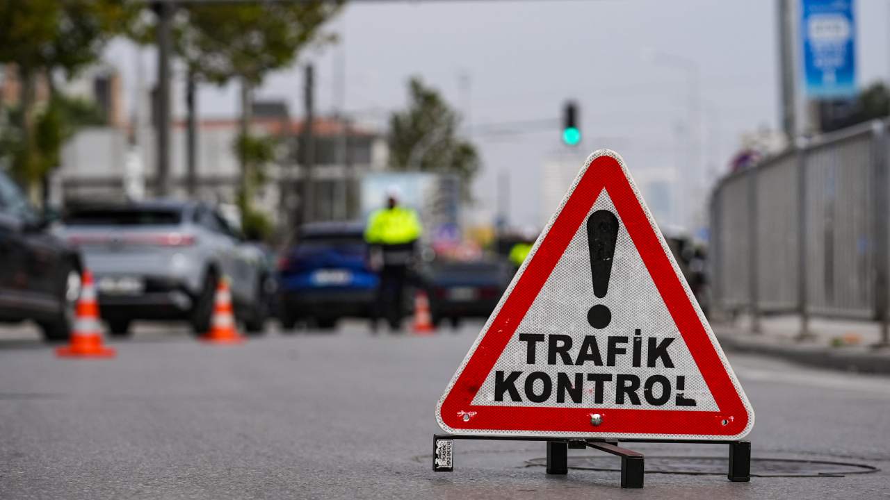 Izmirde Trafik Denetimlerine Analiz Destegi (3)