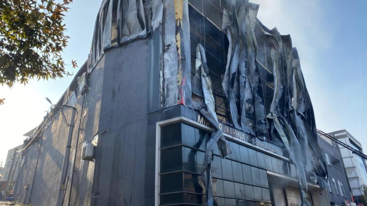 Kocaelide Parfum Deposunda Yanginda 6 Kisi Hayatini Kaybetti Sorusturma Baslatildi