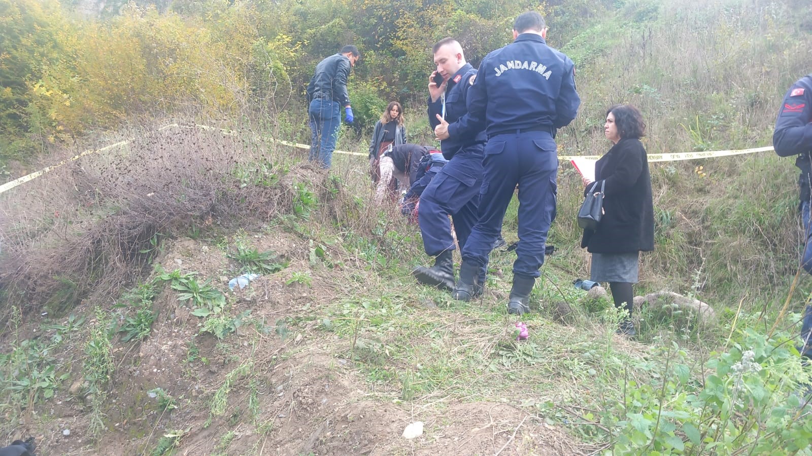 Kontrolden Cikan Arac Sarampole Uctu 1 Olu Cok Sayida Yarali Var (2)