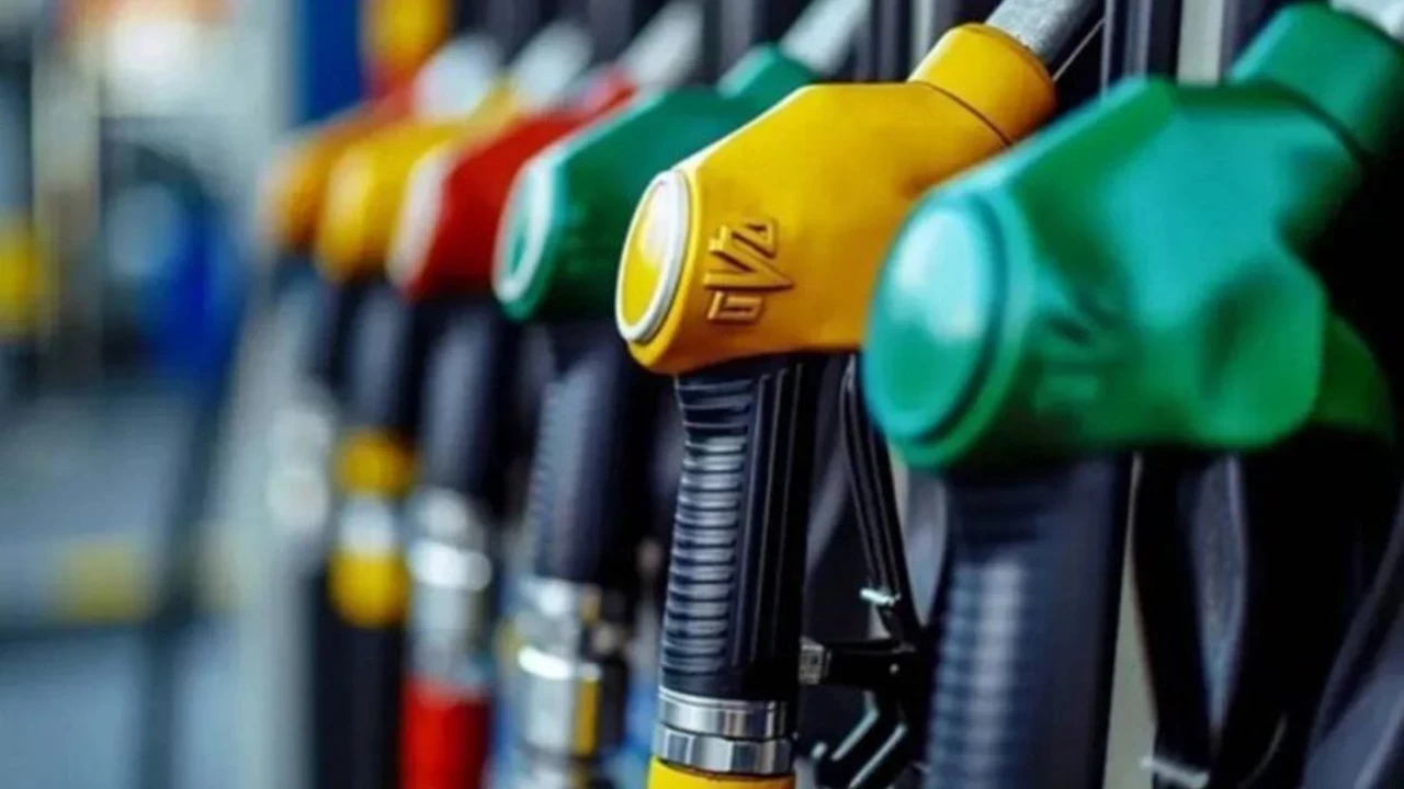 Akaryakıtta eşel mobil bitti: İzmir’de motorin 100 TL’ye yaklaştı