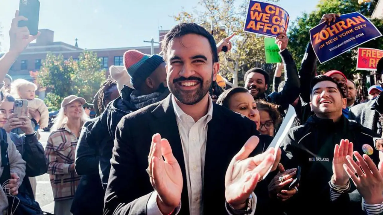 New Yorkun Ilk Musluman Belediye Baskani Zohran Mamdani Kimdir Aslen Nereli Kac Yasinda (2)