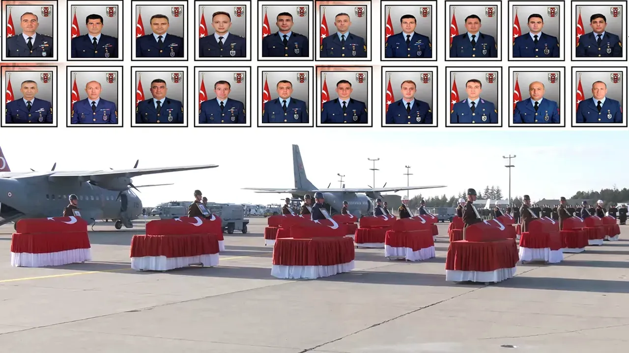 Turkiye Sehitlerine Ugurluyor 20 Sehidimiz Icin Murted Komutanliginda Toren Duzenlendi