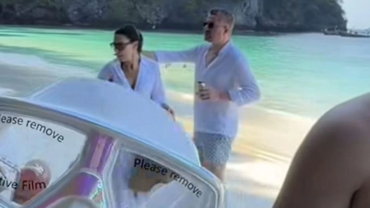 Bucada Maas Krizi Gorkem Duman Ve Sanatci Sevcan Orhan Phukette Goruntulendi