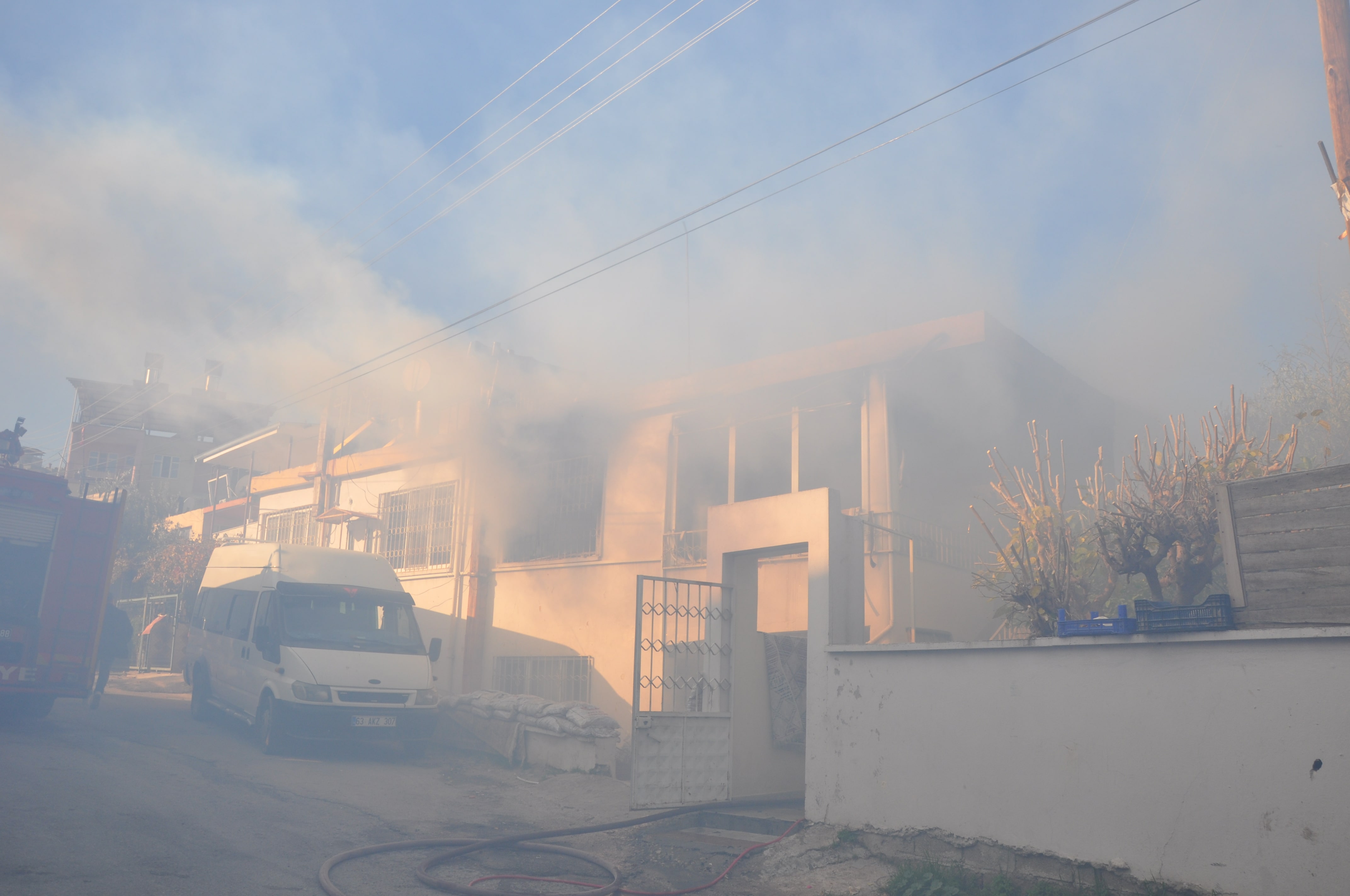 Mustakil Evde Feci Yangin 1 Ve 7 Yasindaki Iki Kardes Yasamini Yitirdi (2)