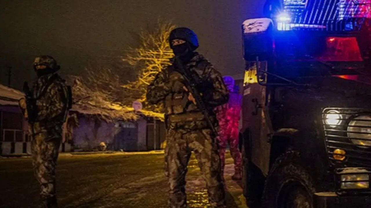 Yalovada Deas Operasyonunda Polise Ates Acildi 7 Polis Yarali