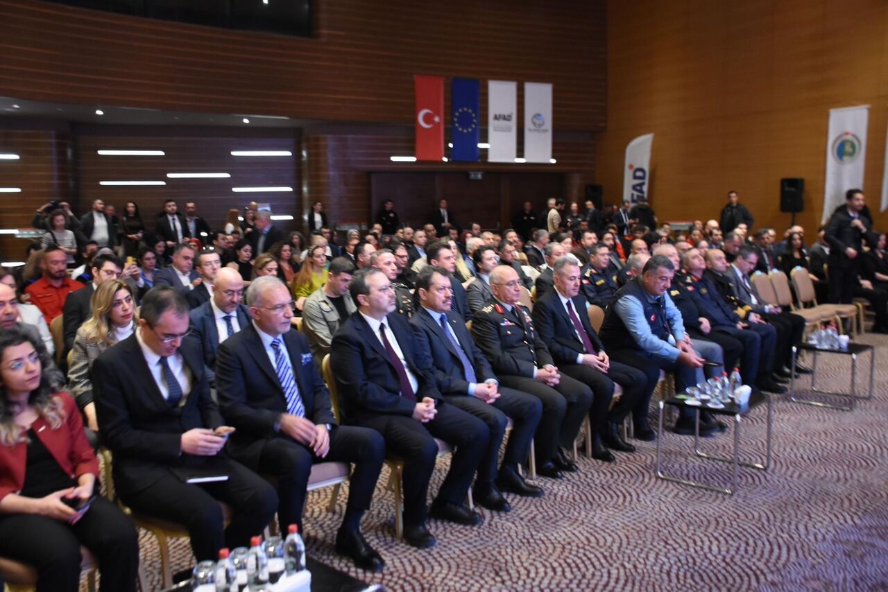 27566902 9E12 42B6 95Bc A8Dcca0F8Aac