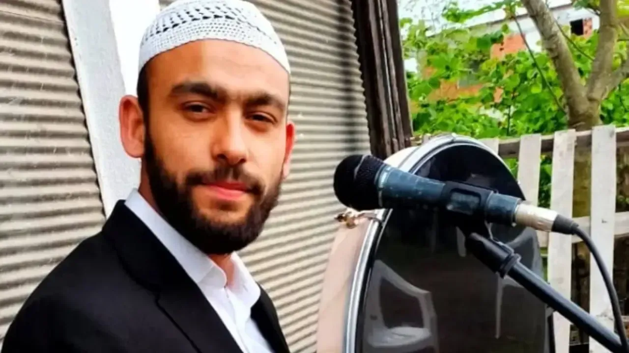 Celal Karatüre Kimdir