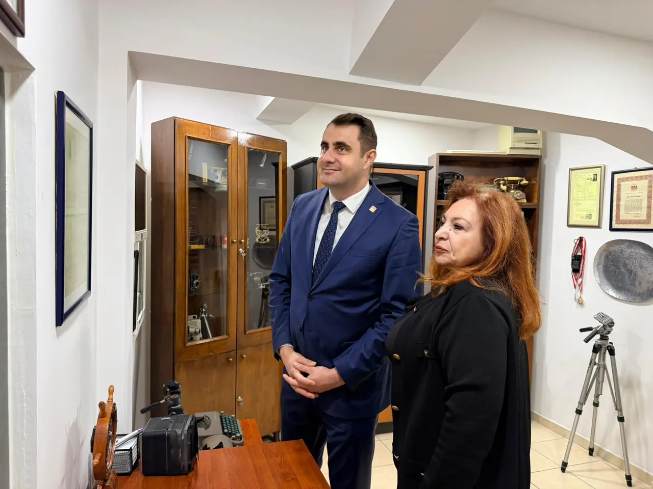 Chpli Guc Izmire Butce Yok Hizmet Yok Ama Elestiri Var (2)