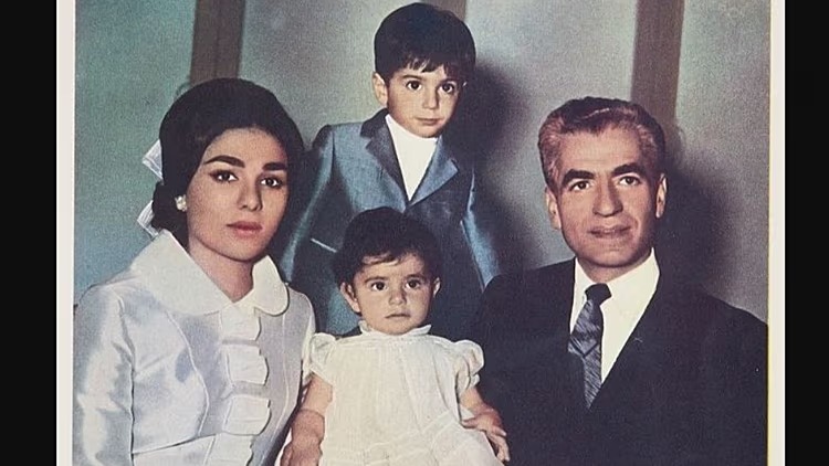 Iranda Protestolar Devam Ediyor Surgundeki Veliaht Riza Pehlevi Kimdir Nerede Yasiyor (2)