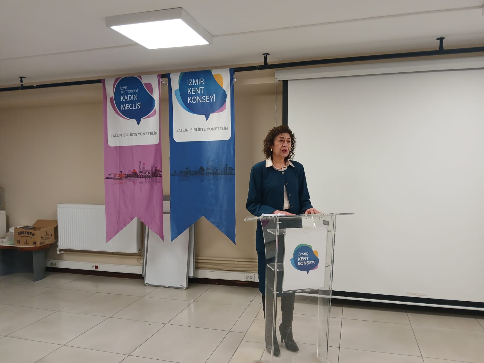 Izmirde Kadin Meclisi Genel Kurulu Tamamlandi (2)