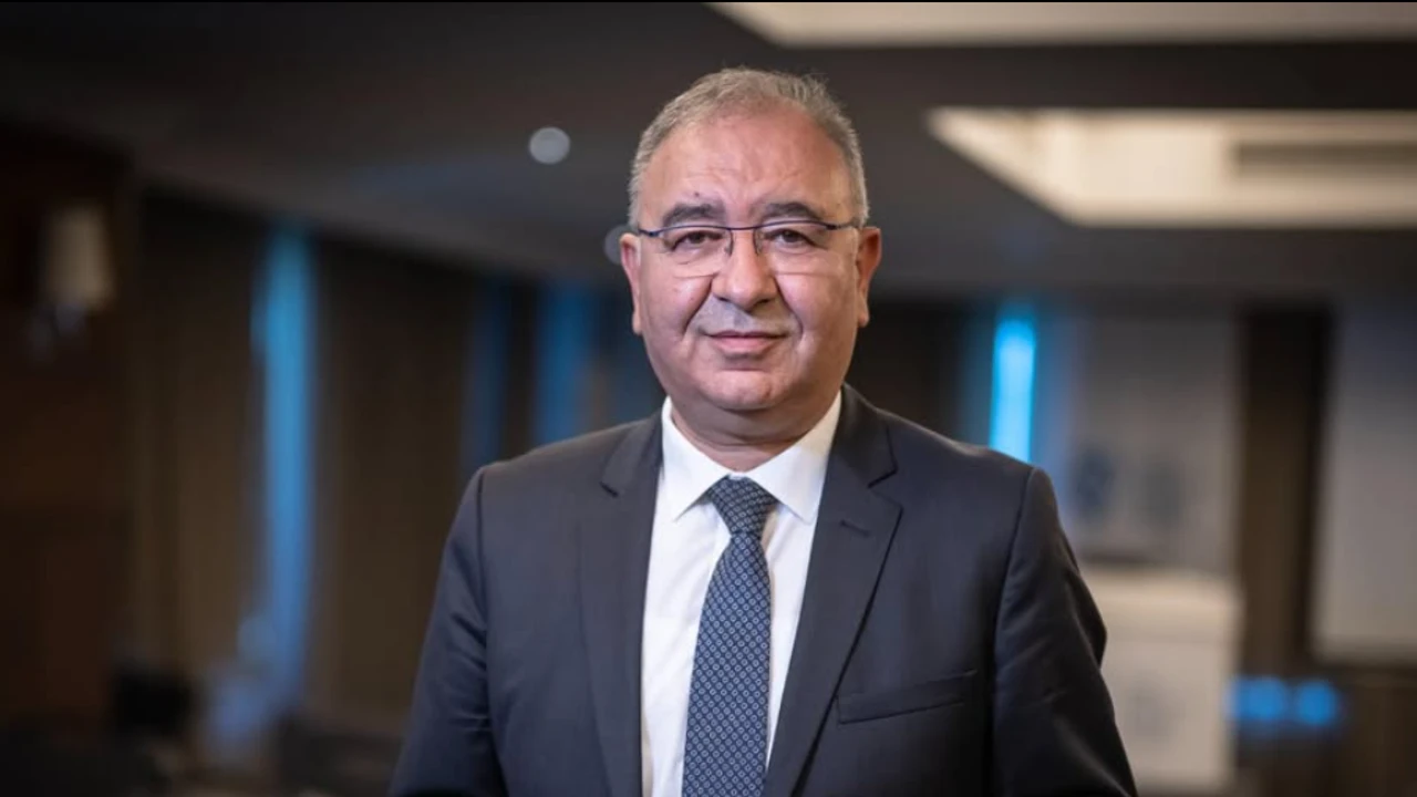 Toker Ergüder Kimdir