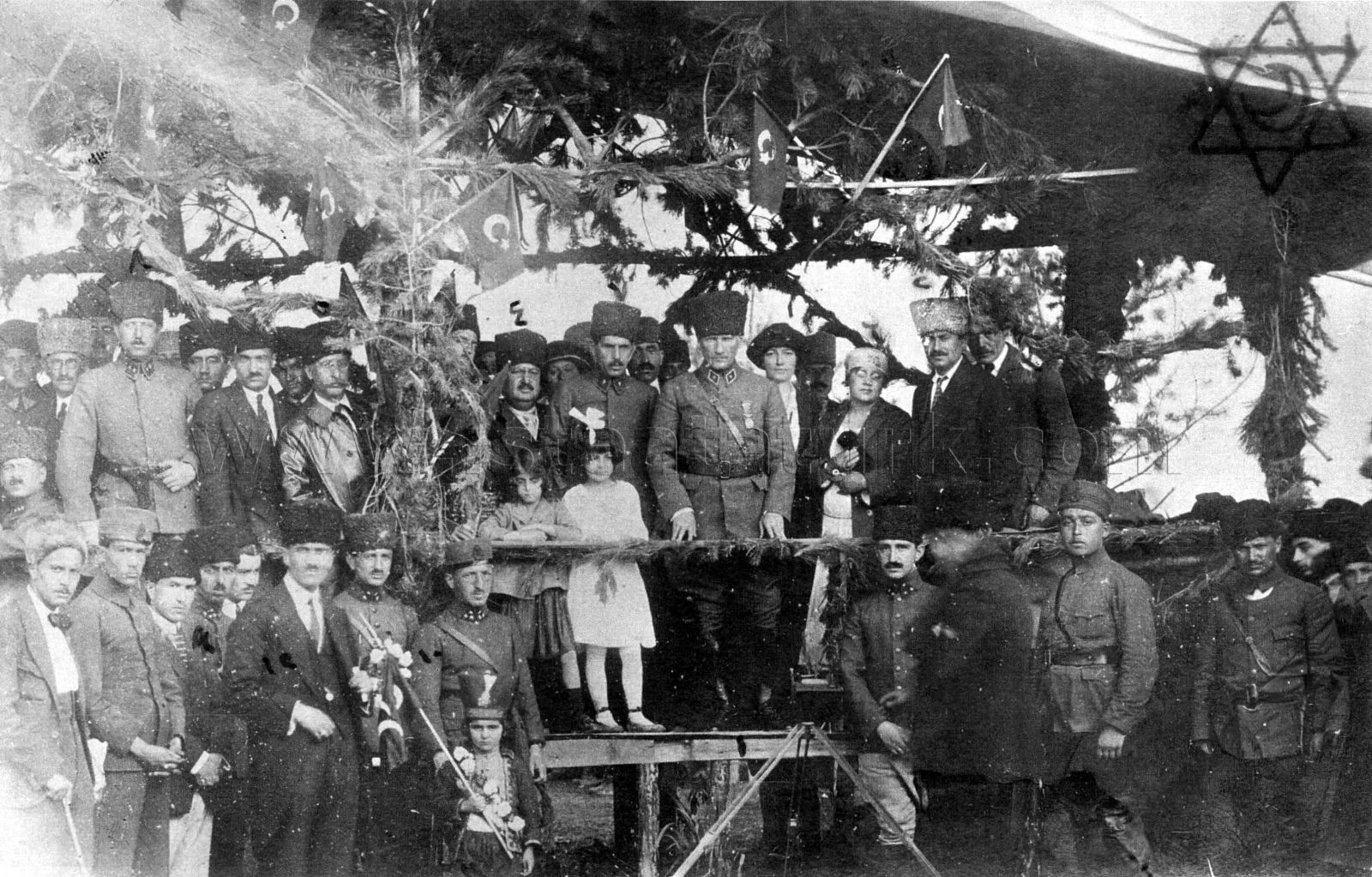 Ataturkun Soyagaci Ve Az Bilinen Kareleri Ilk Kez Bu Albumde (3)