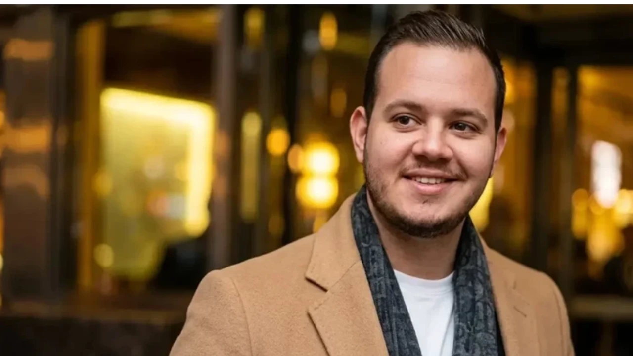 Alaattin Kadayifcioglu Ile Aleyna Kalaycioglu Sevgili Mi Alaattin Kadayifcioglu Sevgilile