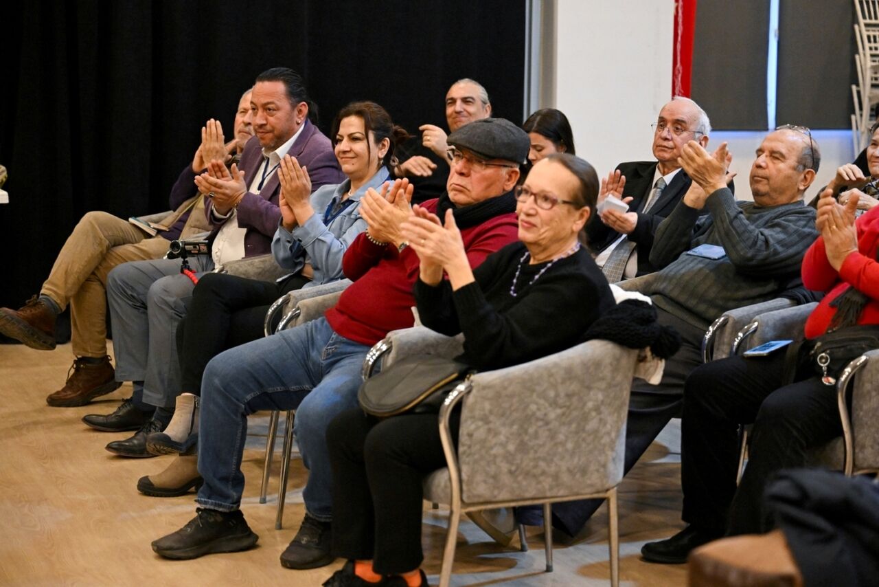 Bornovada Edebiyat Bulusmasi Buyuk Sairlerin Asklari Ve Bilinmeyenleri Konusuldu (1)