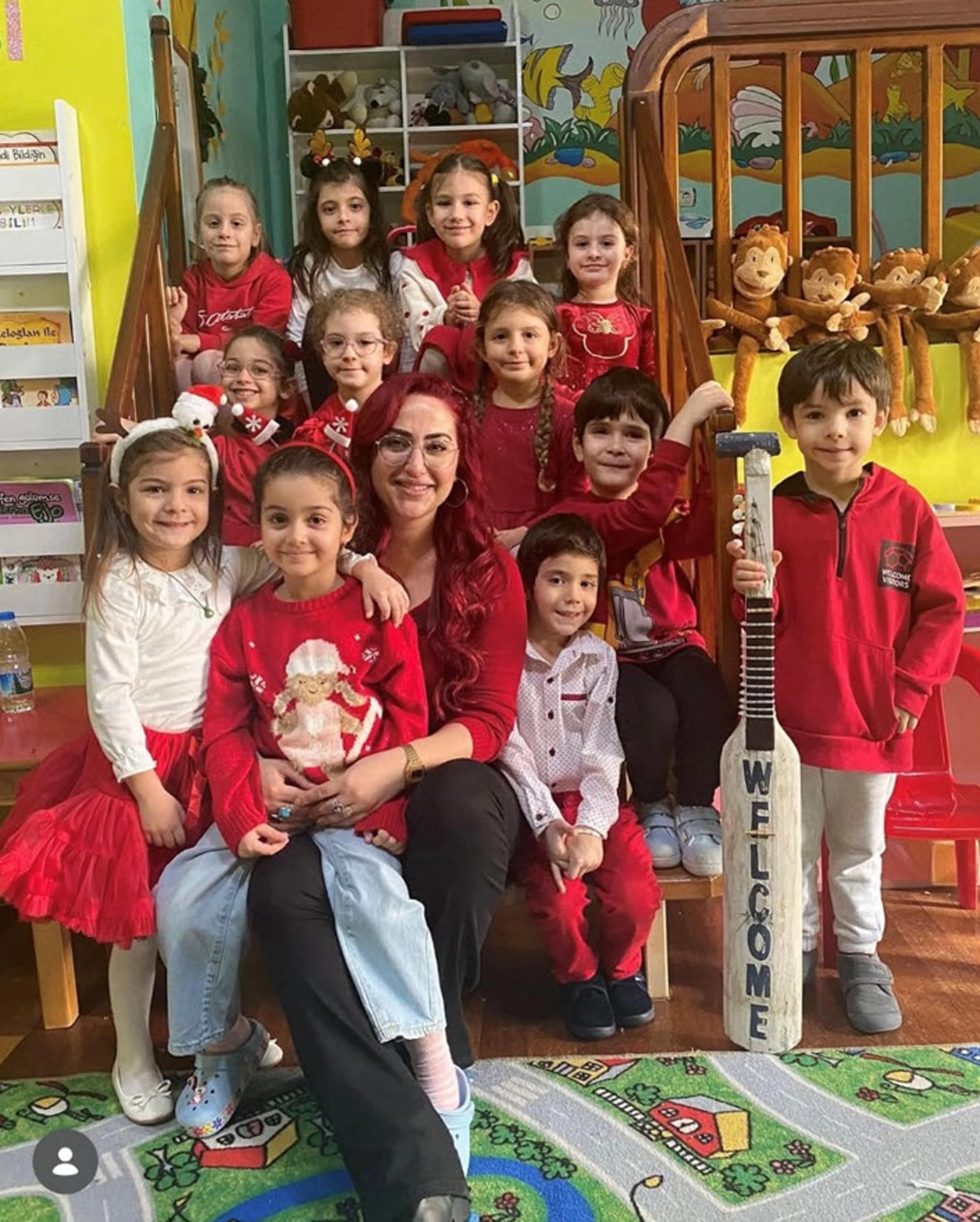 Turkiyenin Ilk Diplomali Kadin Kanun Ustasi Izmirde Uretmeye Devam Ediyor (3)