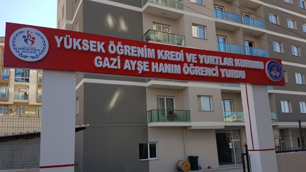 Buca Gazi Ayse Hanim Kiz Yurdunda Ihmaller Zinciri Canimiz Tehlikede Diyen Ogrenciler Isy