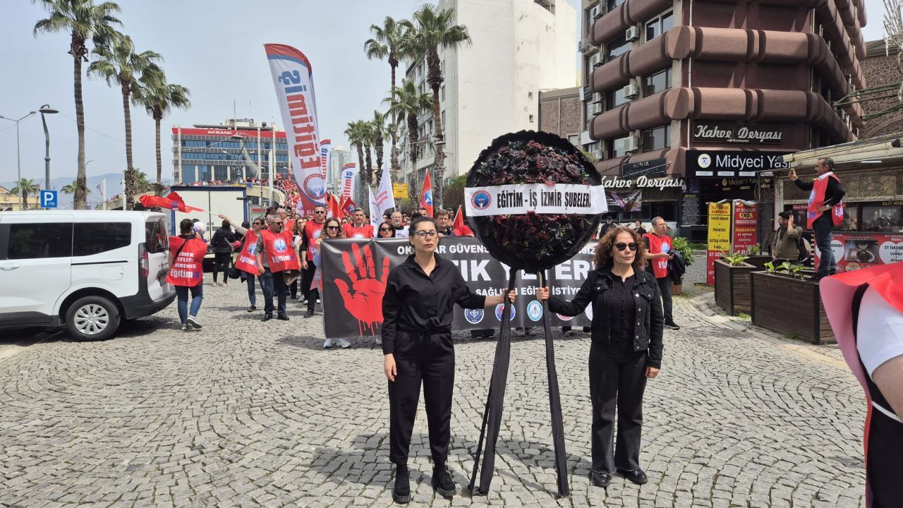 Can Kaygisiyla Okula Gidiyoruz (2)