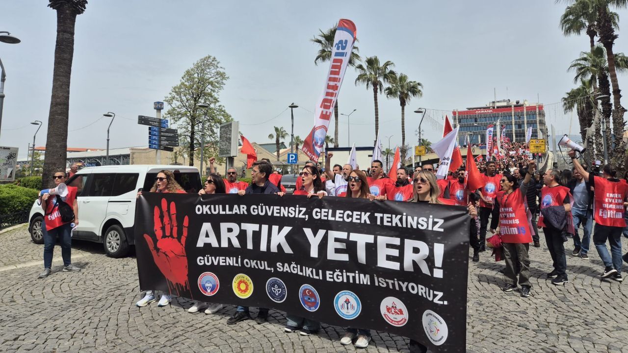 Can Kaygisiyla Okula Gidiyoruz (3)