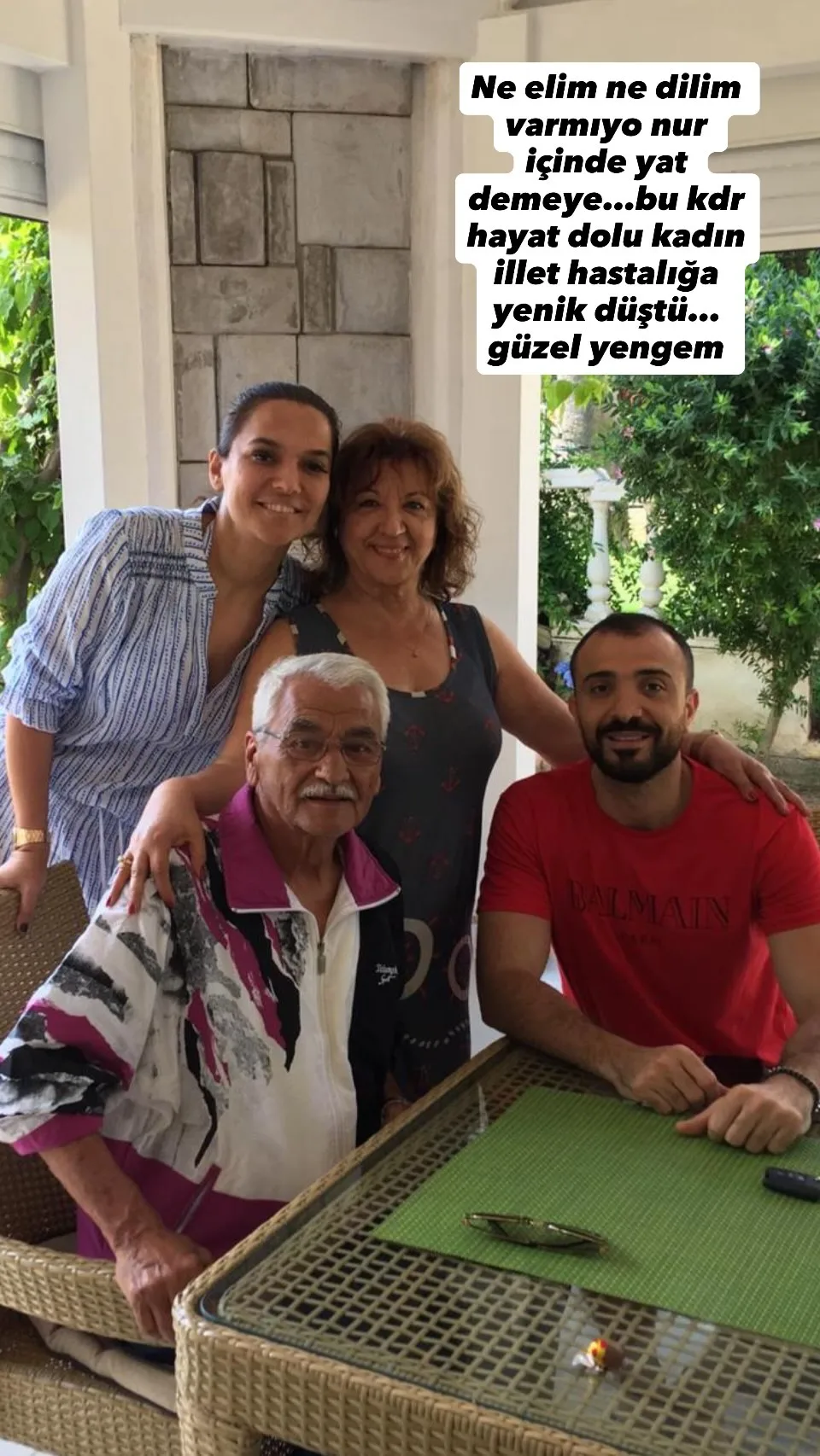 Demet Akalinin Aci Gunu Yengesi Hayatini Kaybetti