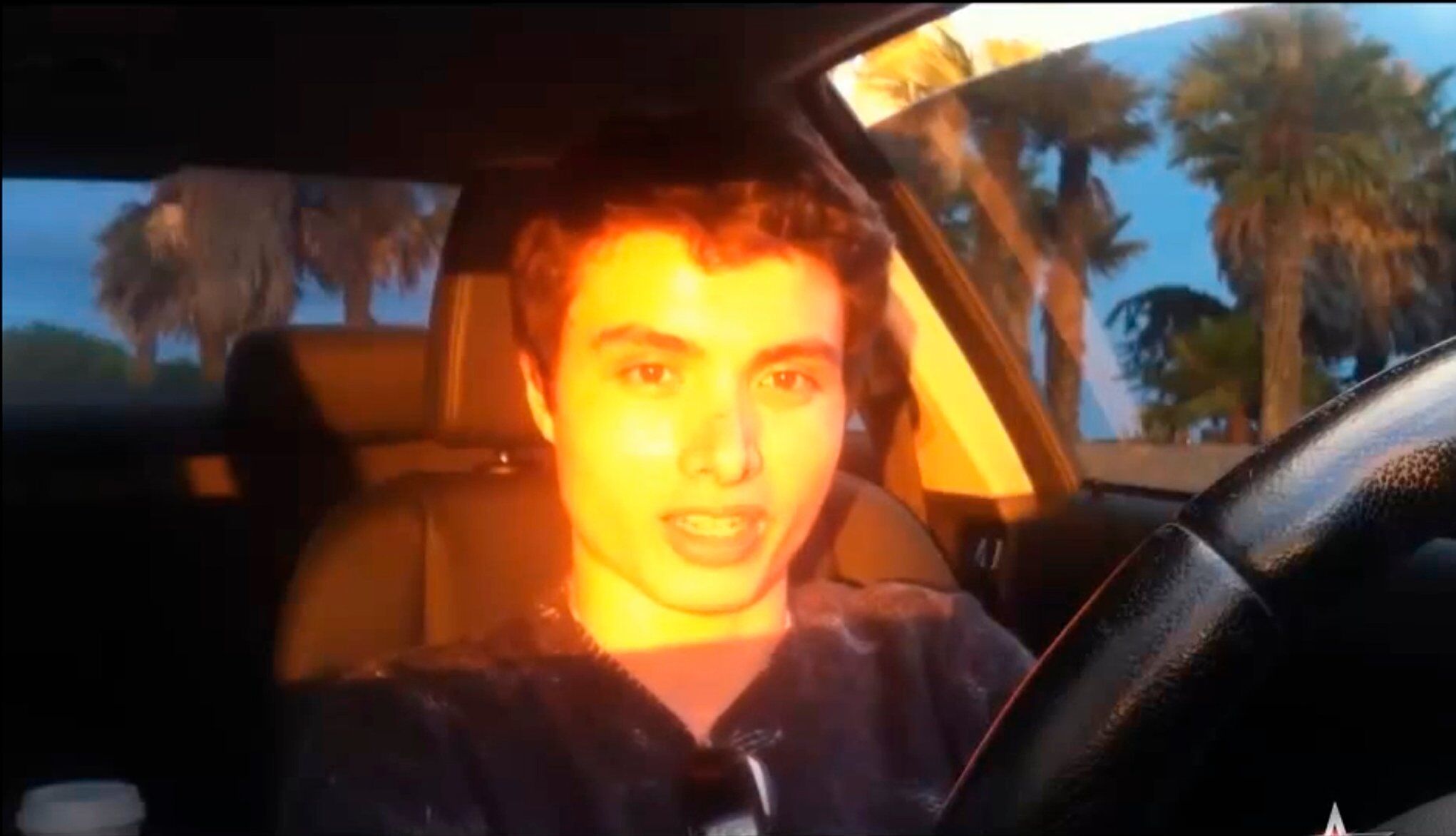 Isa Aras Mersinlinin Profil Fotografinda Kan Donduran Ayrinti Elliot Rodger Kimdir Saldir (2)