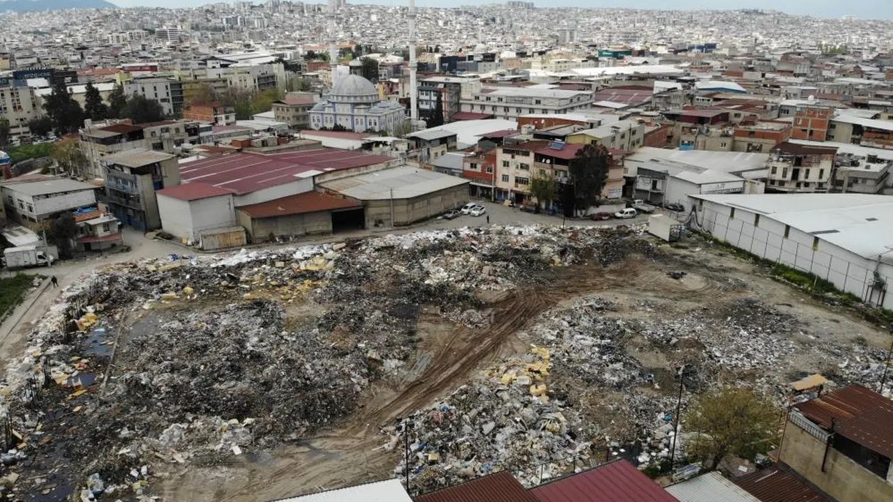 Izmir Bucada Cop Krizi Buyuyor Durum Hindistandan Daha Berbat (2)