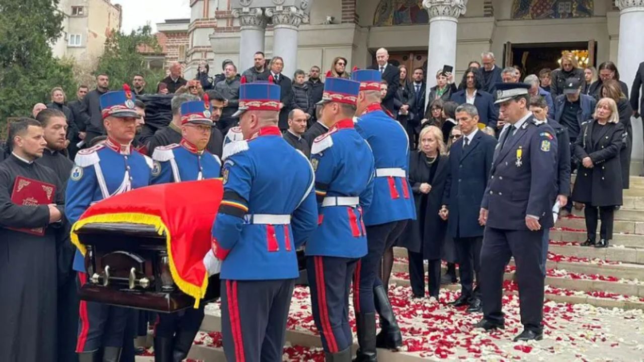 Mircea Lucescu Son Yolculuguna Ugurlandi