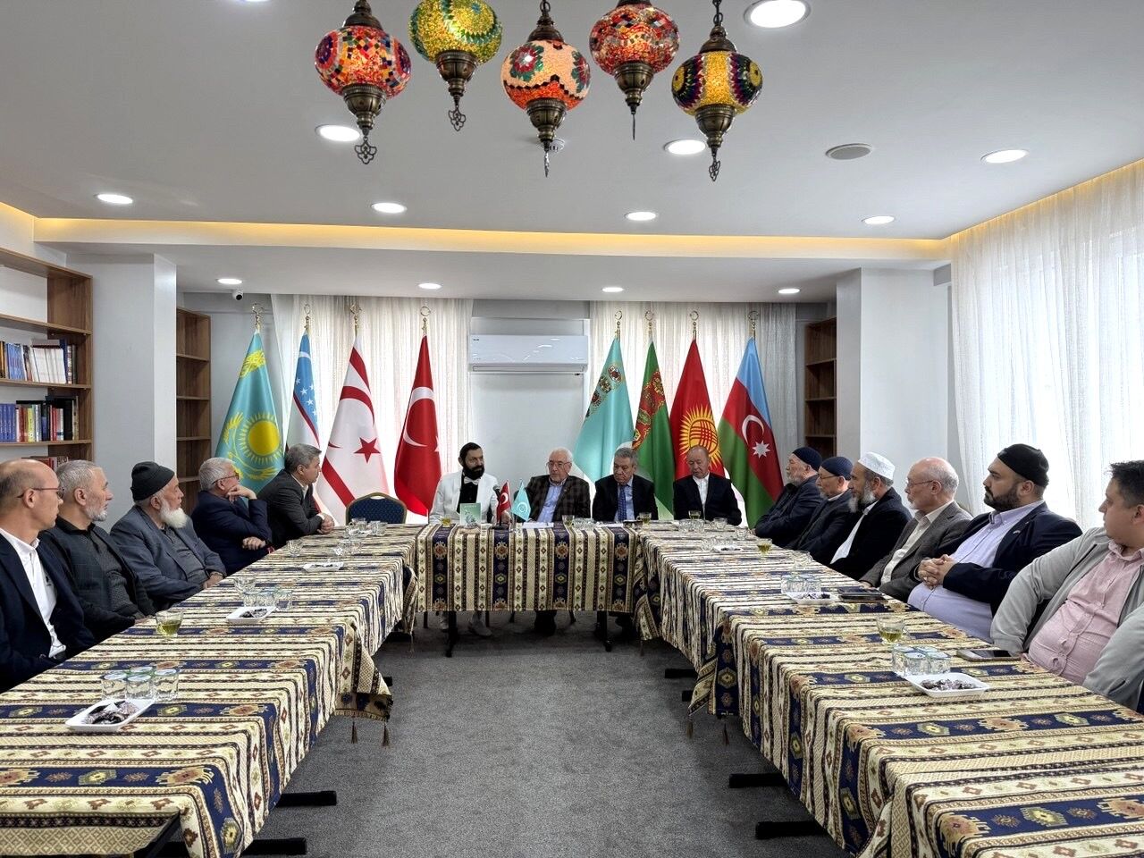 Akif Manafa Baris Icin Insanlik Odulu Takdim Edildi (3)