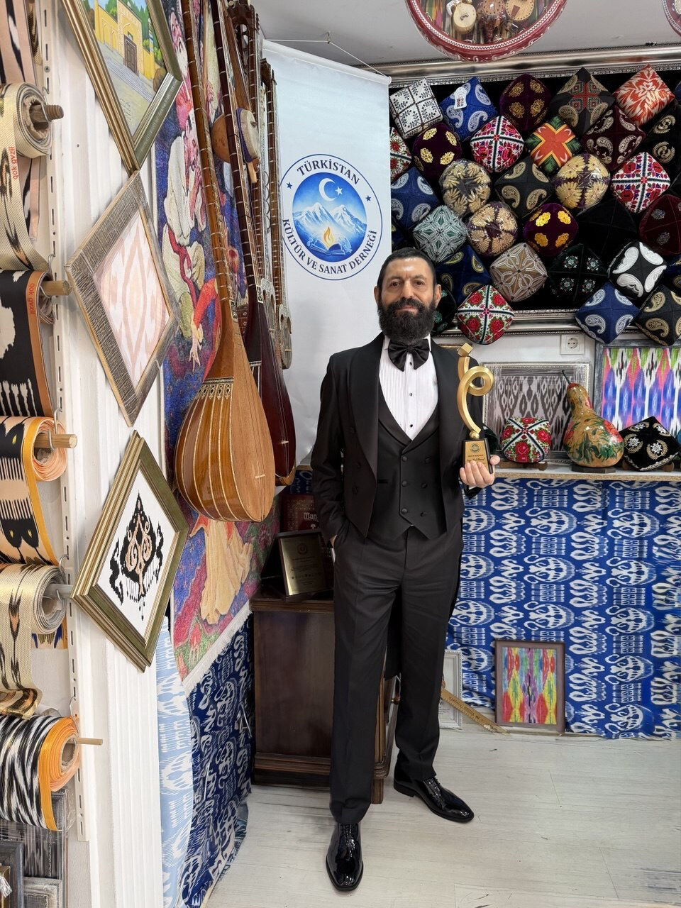 Akif Manafa Birlik Ve Baris Odulu Verildi 2