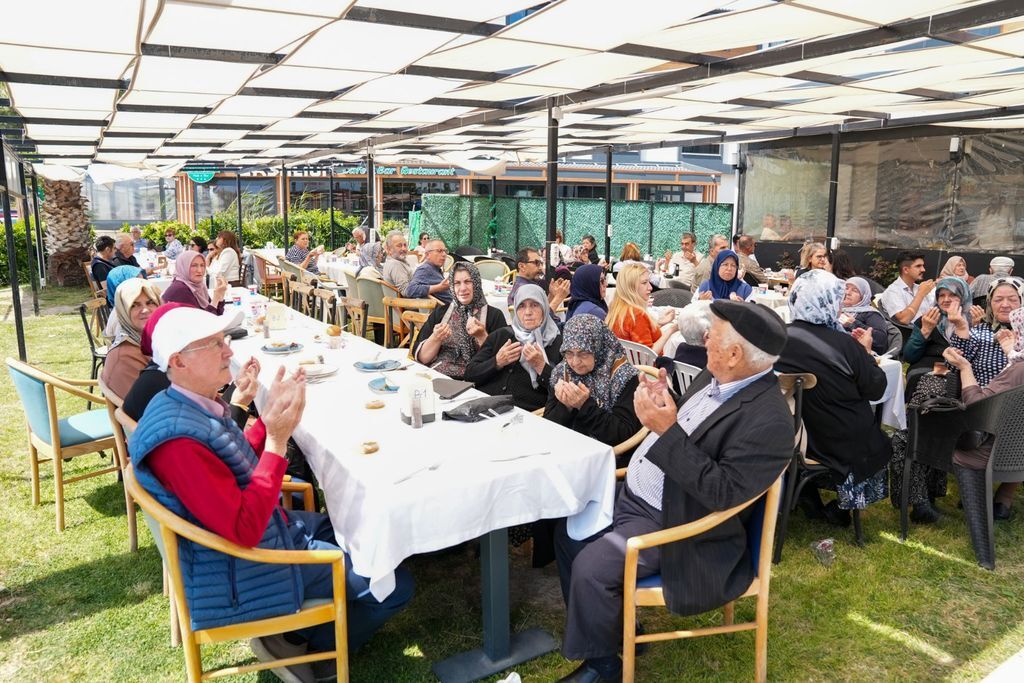 Sakranda Eski Baskanlara Vefa (3)