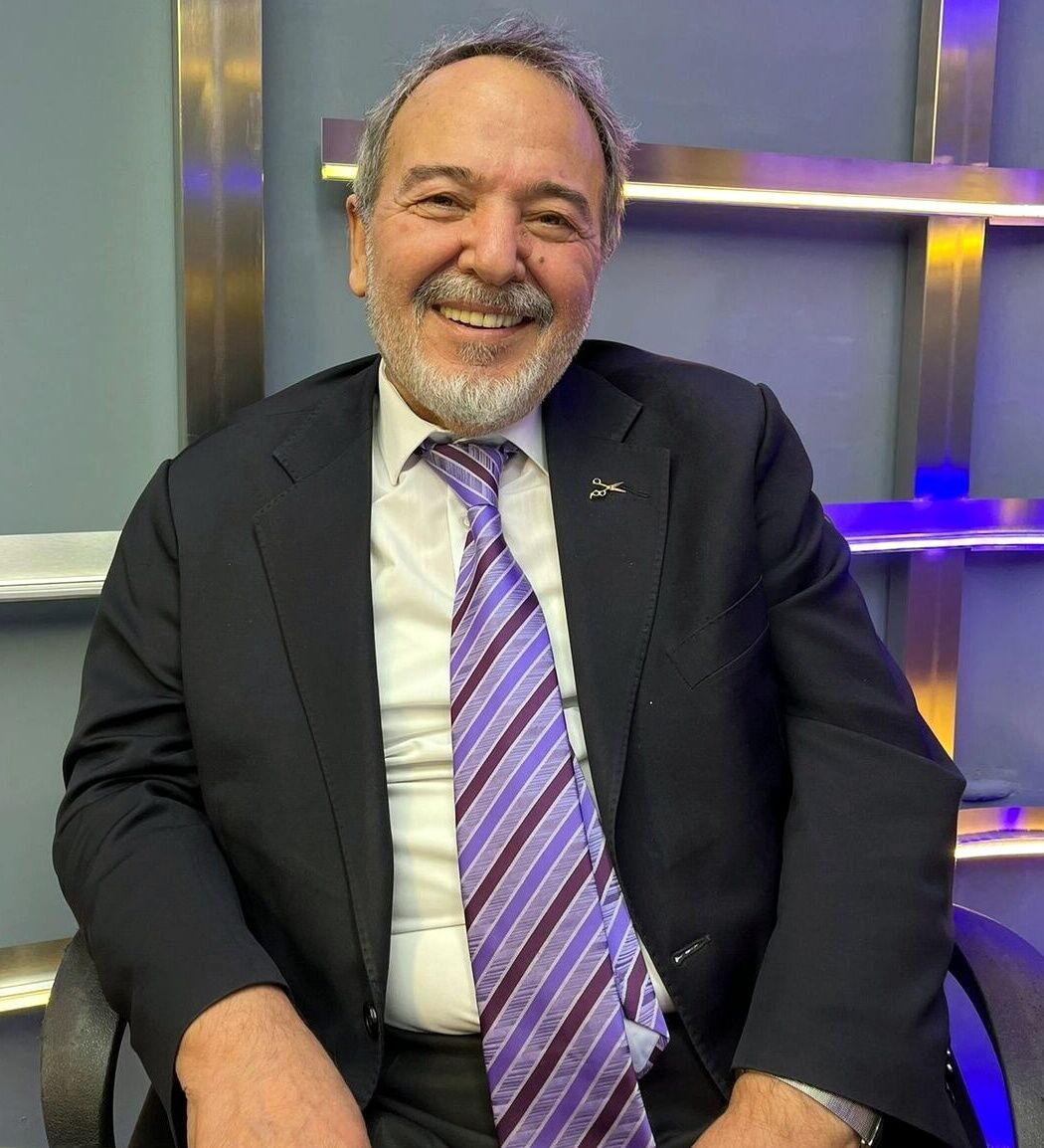 Sezai Apaydın-3