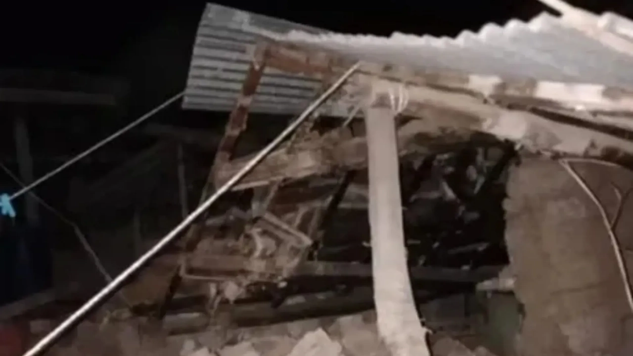 5 5 Buyuklugunde Deprem Oldu Can Kaybi Ve Cok Sayida Yarali Var Yenibakishaber