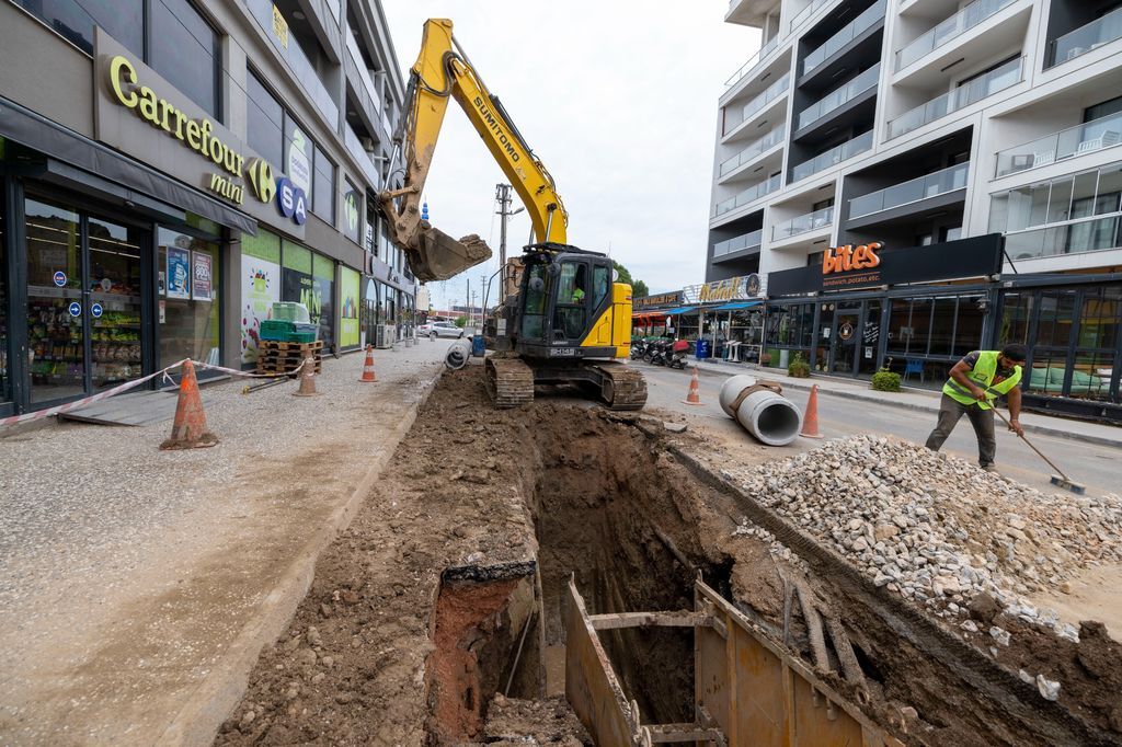 Balatciktaki 350 Milyonluk Altyapi Yatiriminda Yuzde 37 Tamamlandi (2)