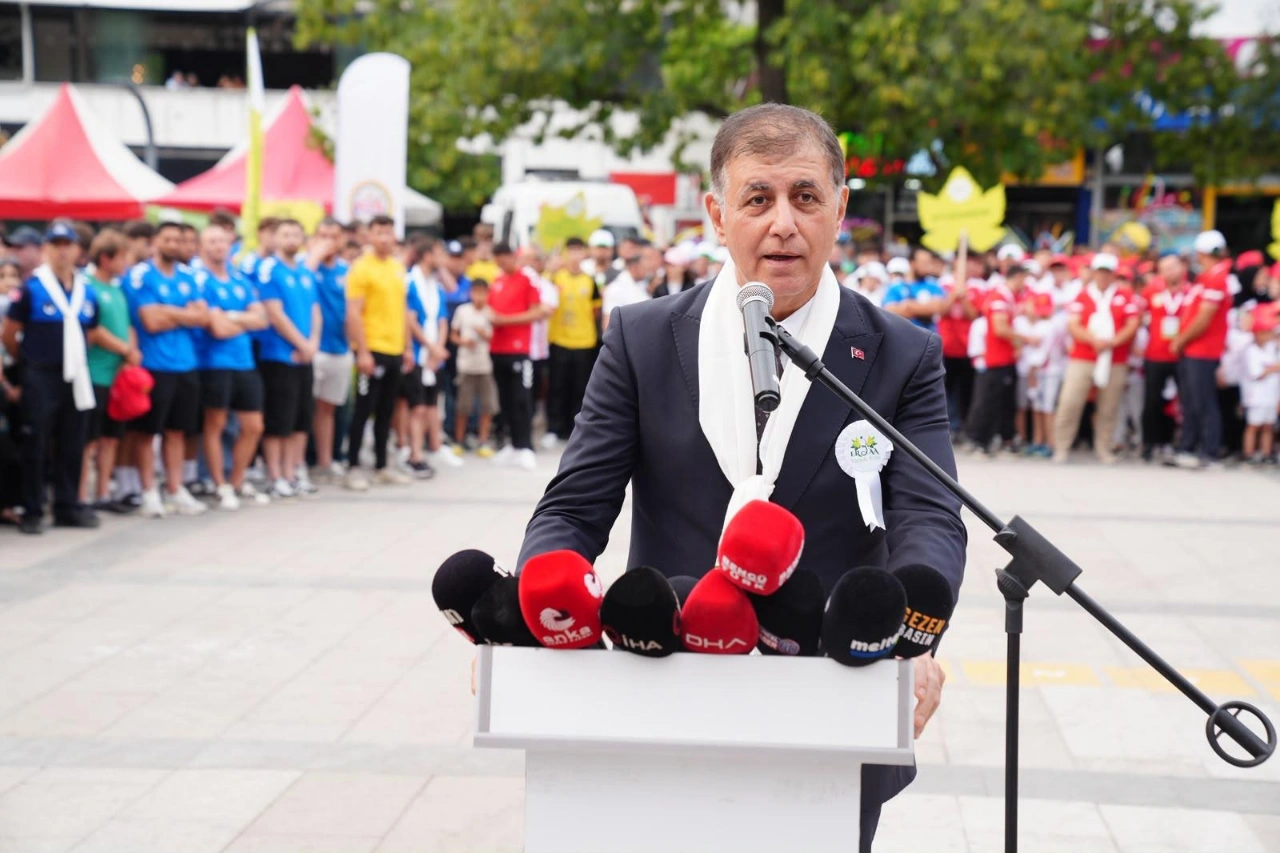 Baskan Tugay Erbaa Yaprak Festivaline Katildi Yenibakishaber (1)