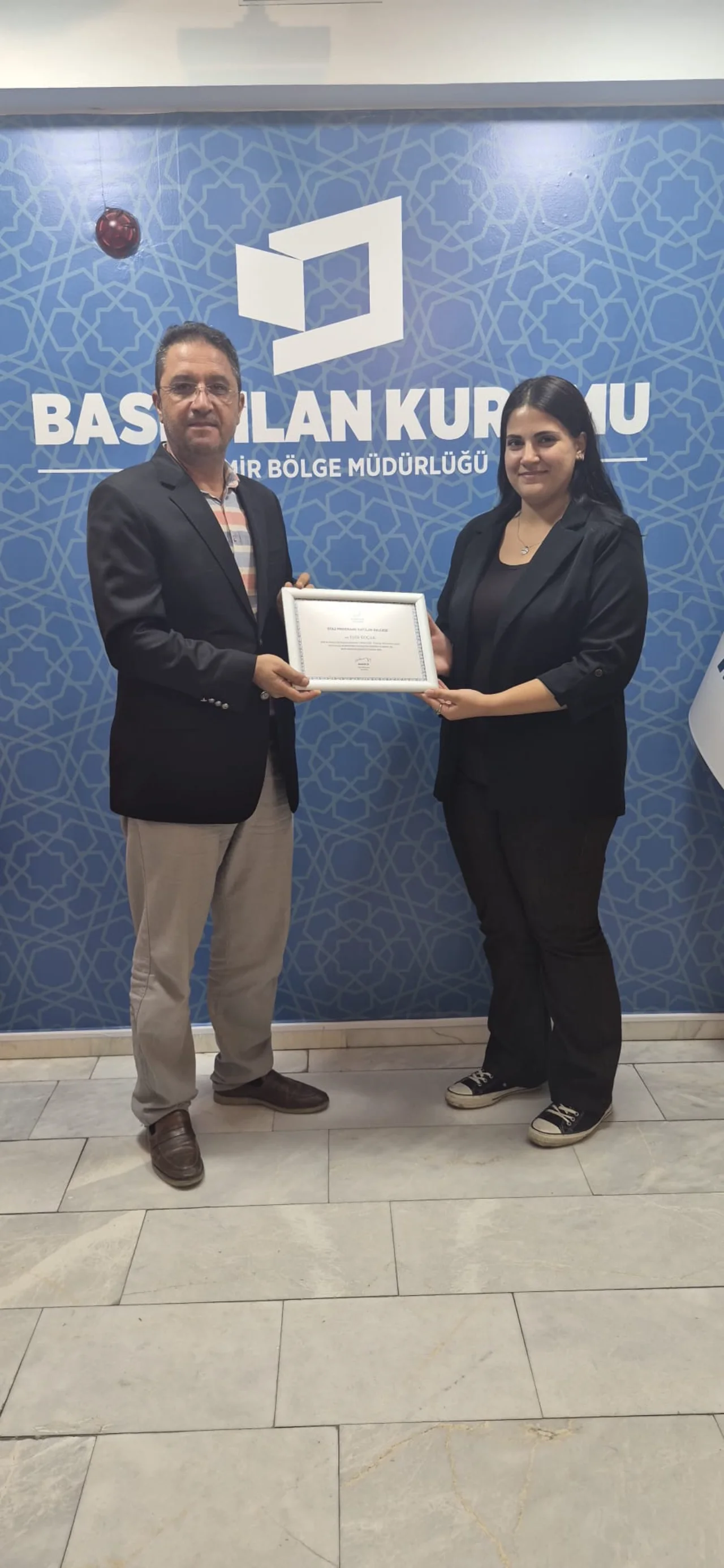 Bik Izmir De Staj Yapan Kocak A Katilim Belgesi Yenibakishaber