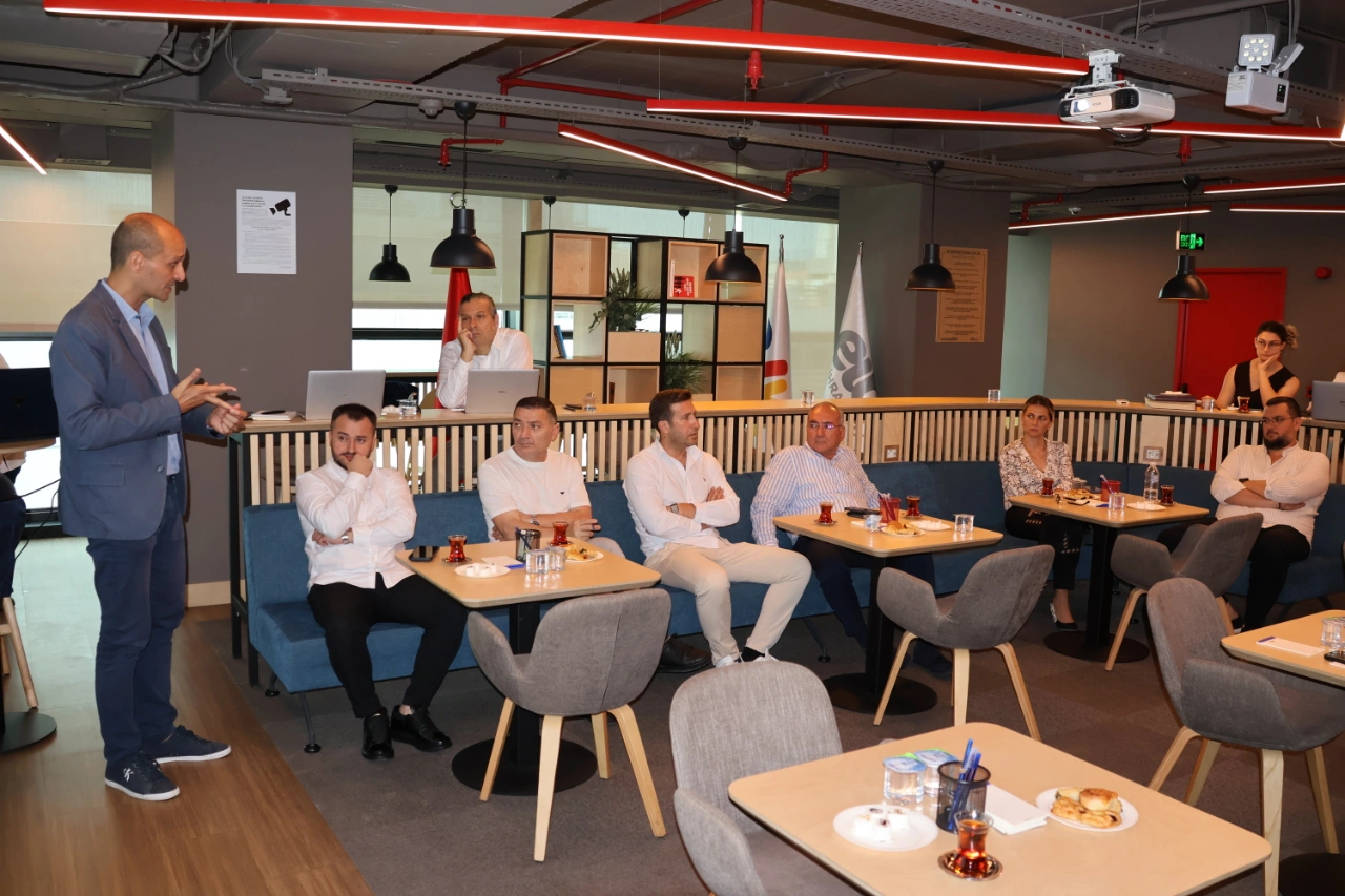Emib 2026 2030 Stratejik Yol Haritasini Belirliyor Yenibakishaber