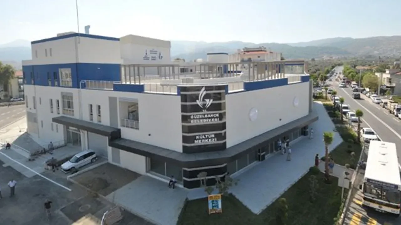 Guzelbahce Belediyesi Sorusturmasinda 4 Gozalti Yenibakishaber (3)