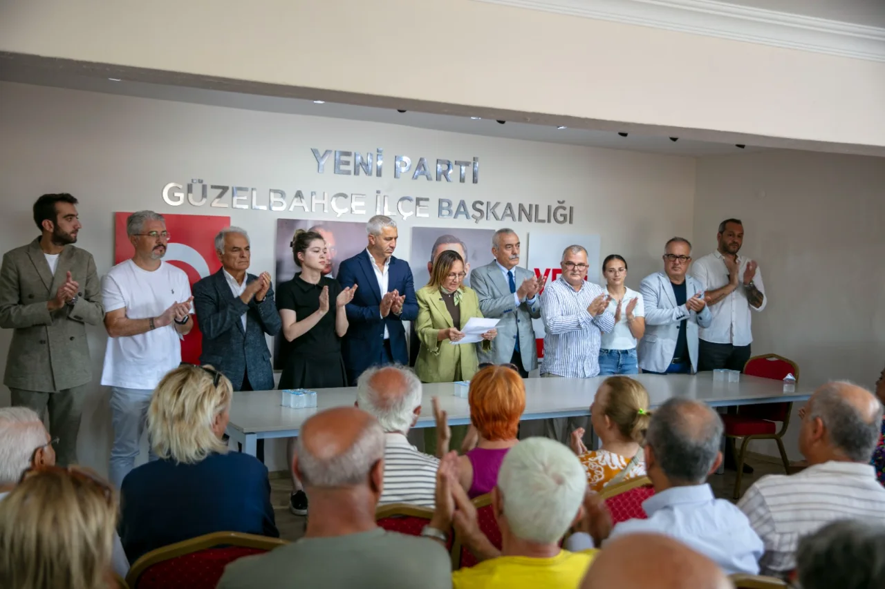 Guzelbahce De Yeni Parti Ye Toplu Katilim Yenibakishaber