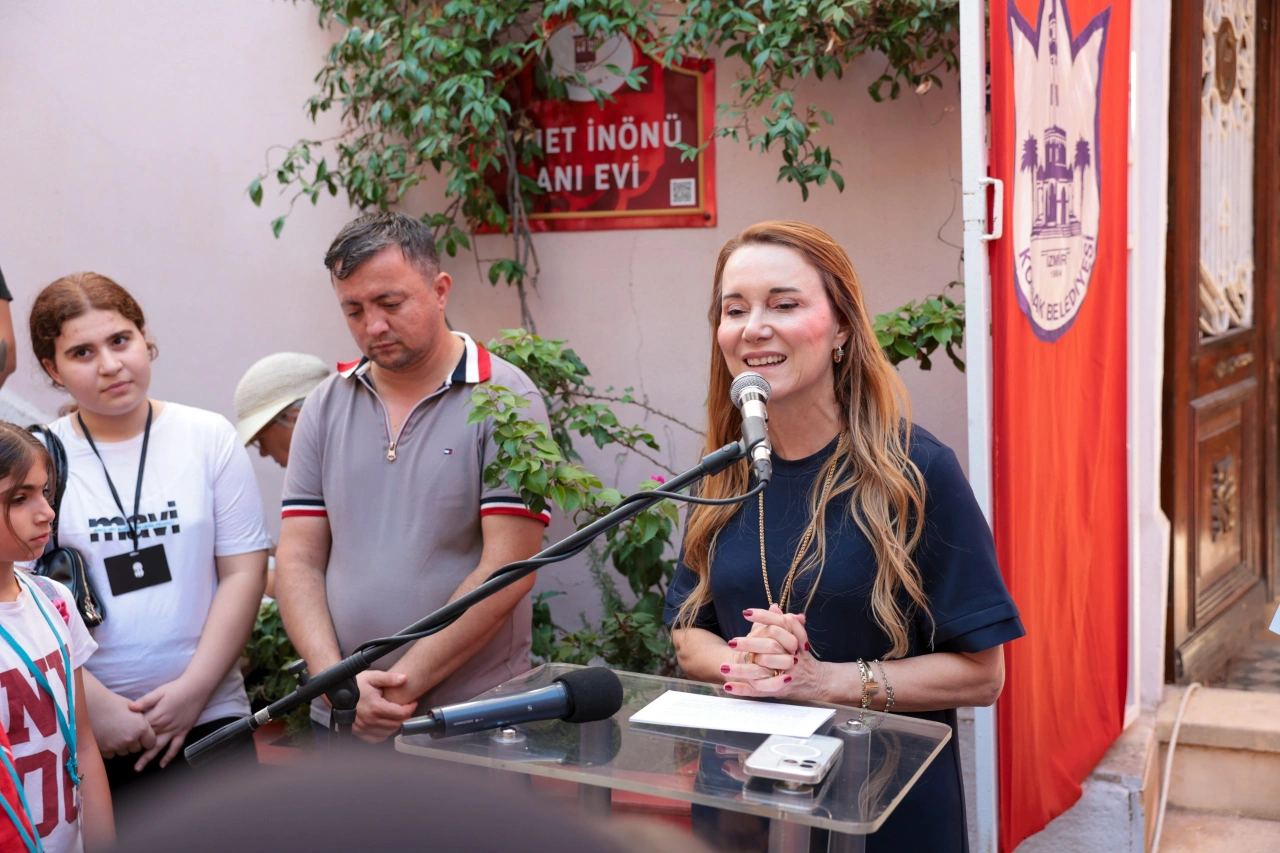 Lozanin 103 Yili Konakta Torenle Kutlandi Yenibakishaber