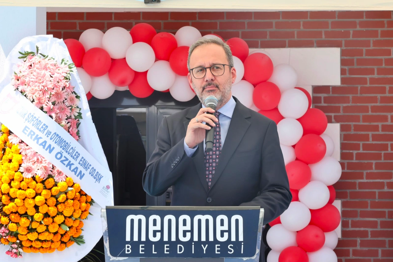 Menemen Belediyesinin 100 Arac Kapasiteli Tir Parki Torenle Hizmete Acildi Yenibakishaber (2)