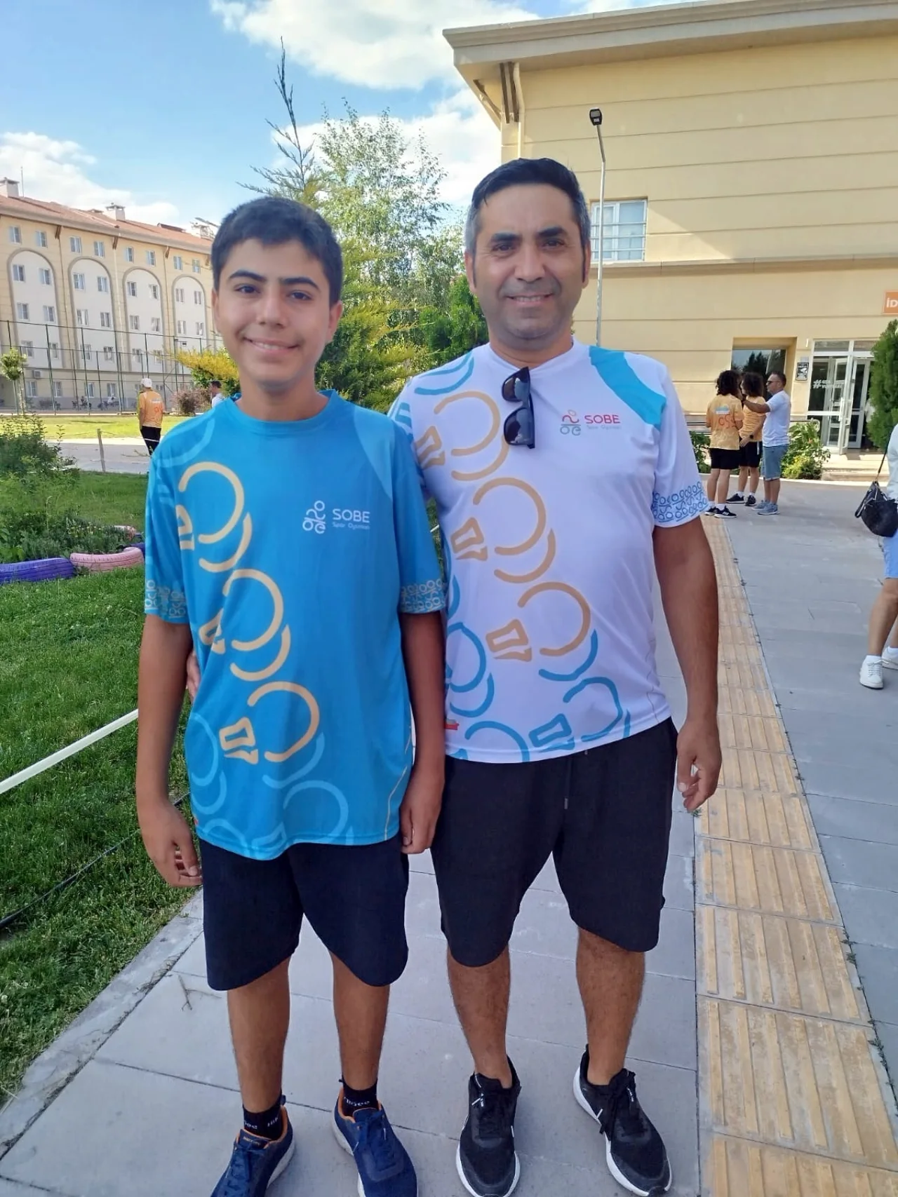 Otizmli Emir Celtikci Yenibakishaber (1)