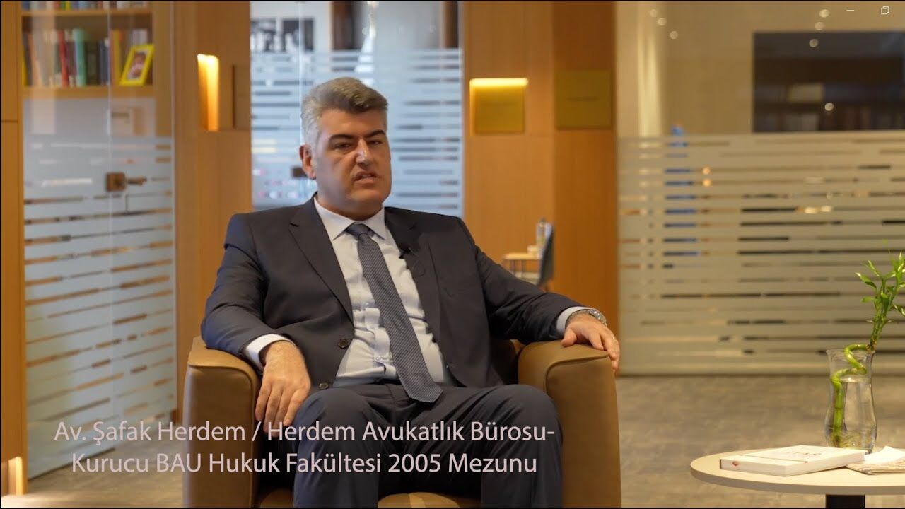 Şafak Herdem 1